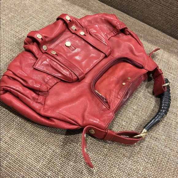 Yves Saint Laurent Leather shoulder bag - Picture 4 of 5